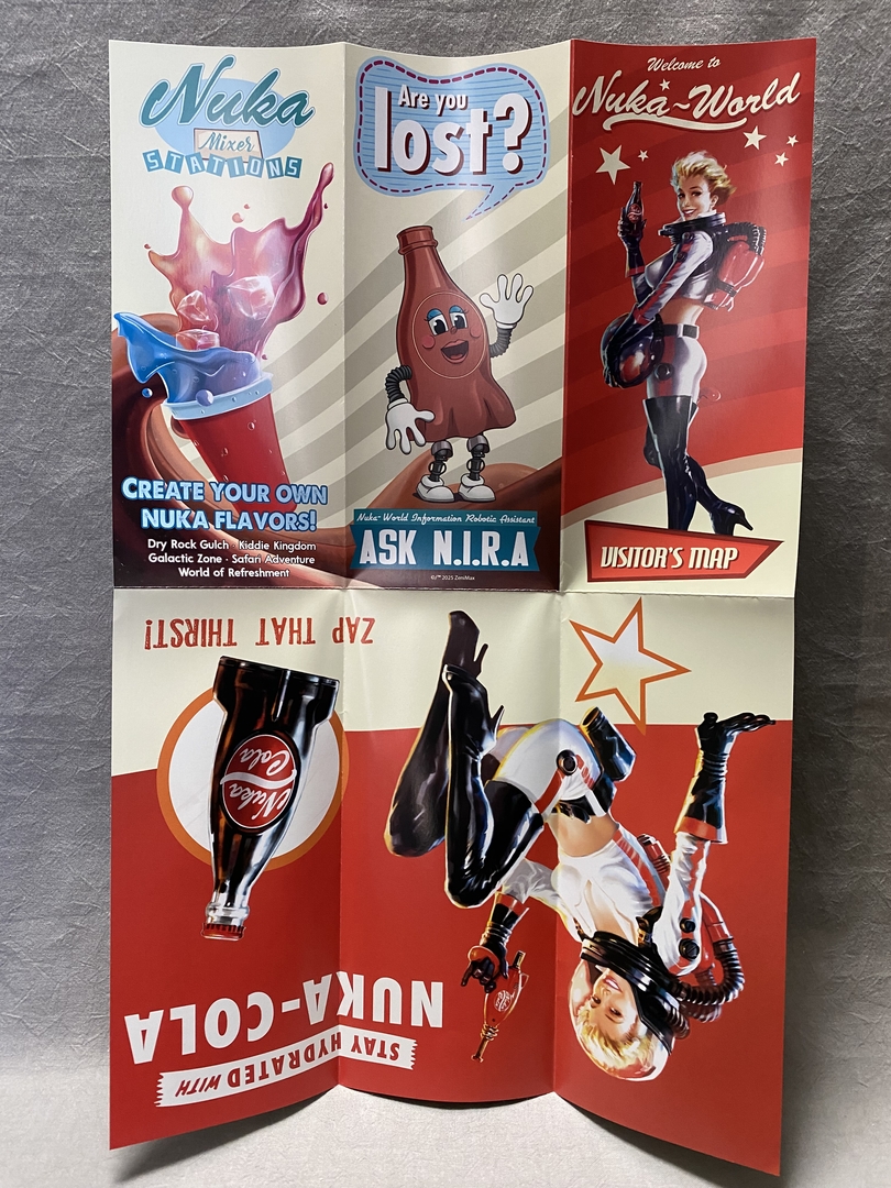 「ヌカ・ガール」たちマスコットキャラがデザインされた園内マップ裏面