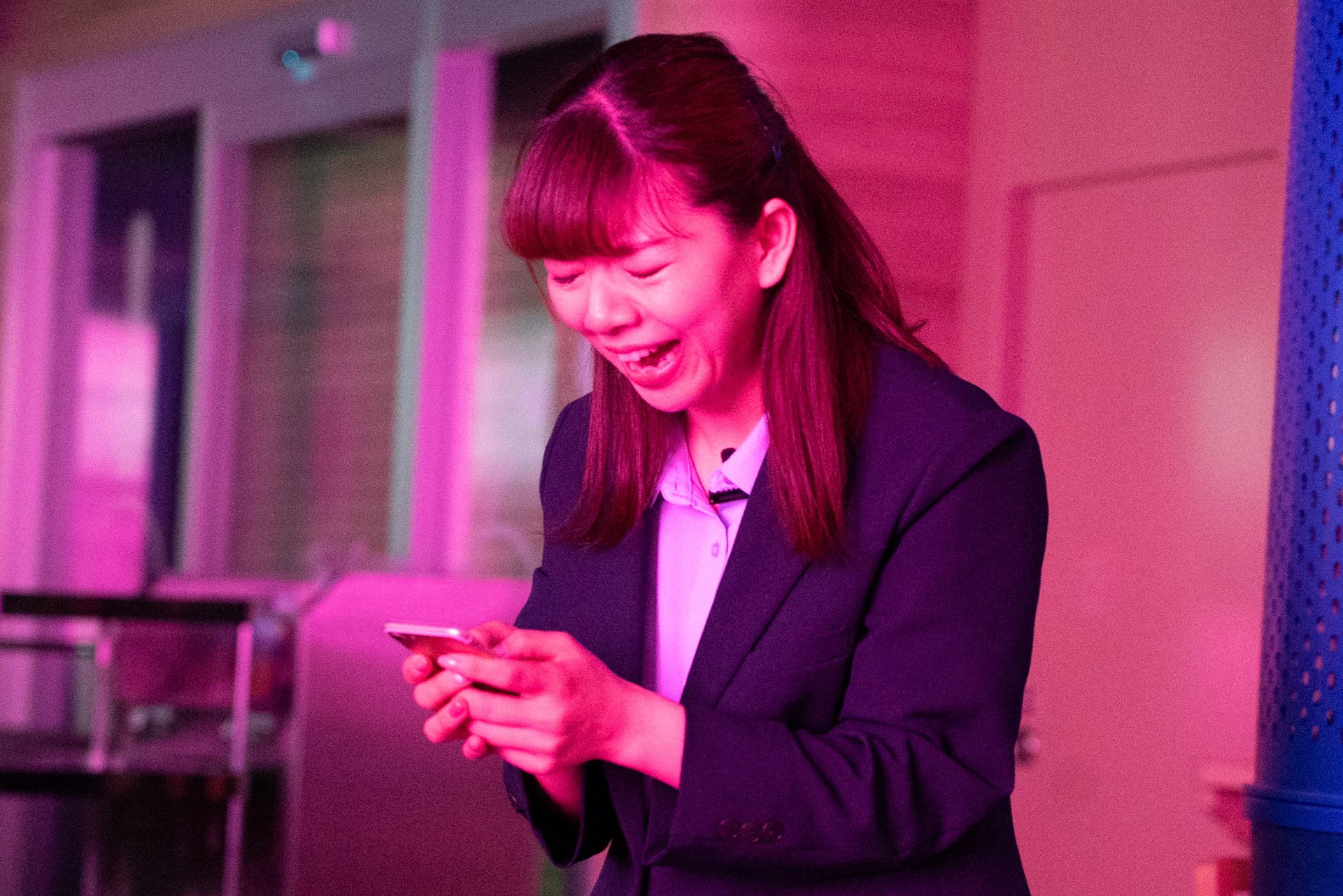 なんと本物のゾンビが運ばれたと知って驚愕する