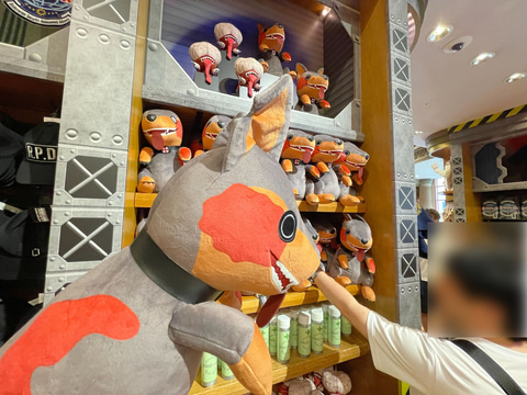 USJ ユニバ バイオハザード ぬいぐるみクッション ケルベロス ゾンビ犬 GAME Watch on X: 