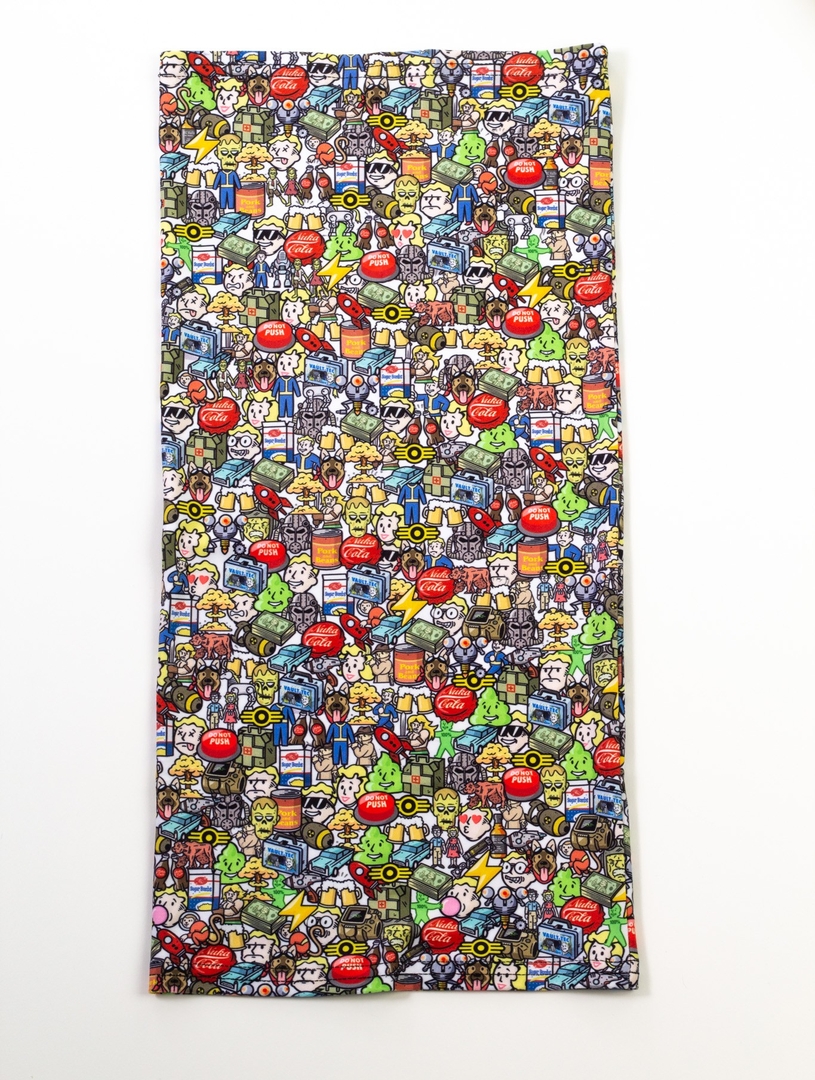 「Fallout 絵文字バンダナ」2,200円