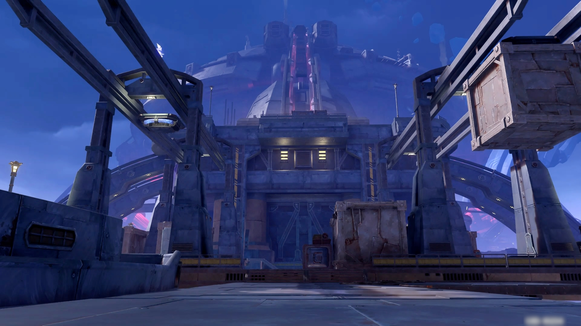 無機質で空虚な雰囲気が漂う