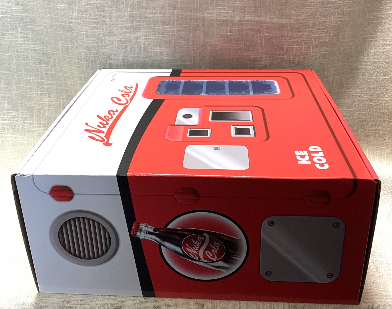 かなり大きいので買う前に置く場所を決めておいた方がいいだろう