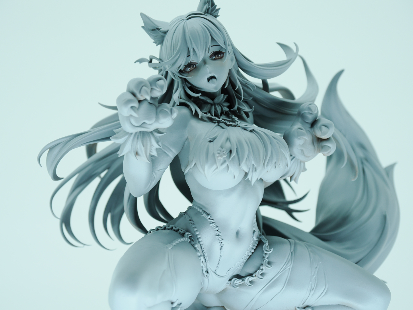 1/7スケール「愛宕 月夜のお姉さん狼Ver.」