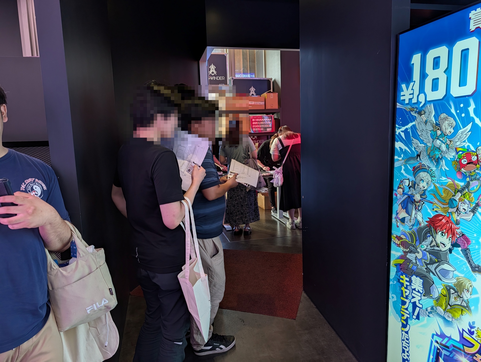 物販は整理券で順番が決められており、長い行列ができるようなことはなかった