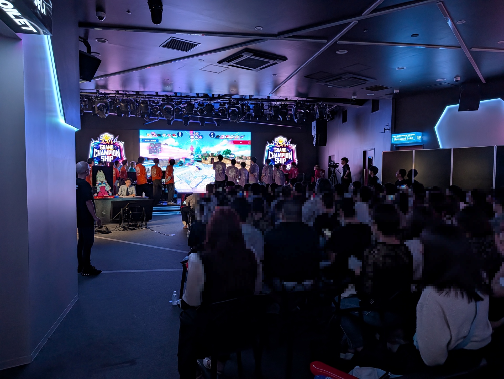 配信のエンディングには大会のダイジェスト映像が流され、会場でも同じ映像が流れていたのだが、観客のみならず、選手たちも一緒にじっくりとその映像を見ながらあれやこれやと話をしていたシーンがとても印象的だった