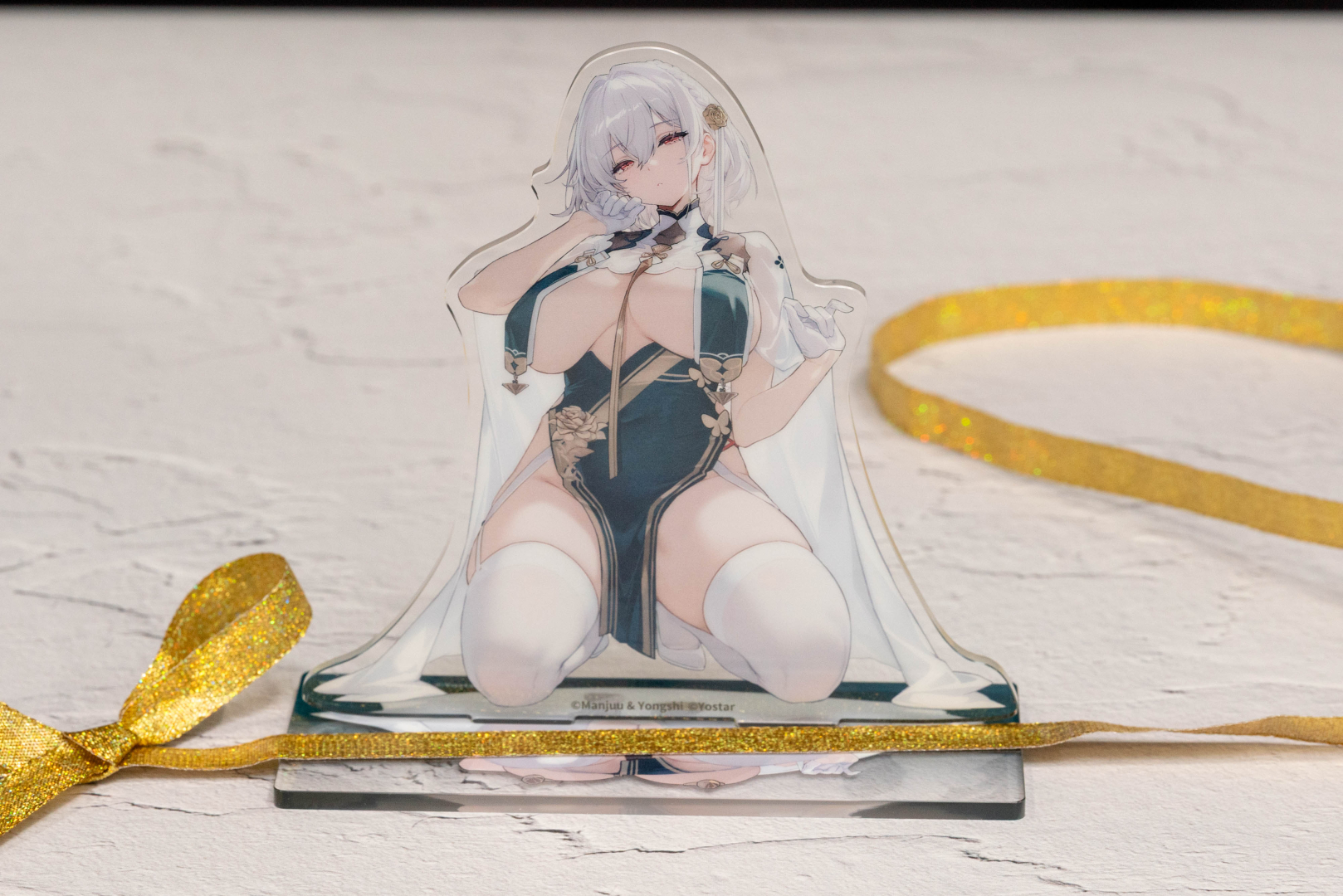 「シリアスになにか落ち度が...?」アクリルスタンド(シリアス) 価格:1,980円