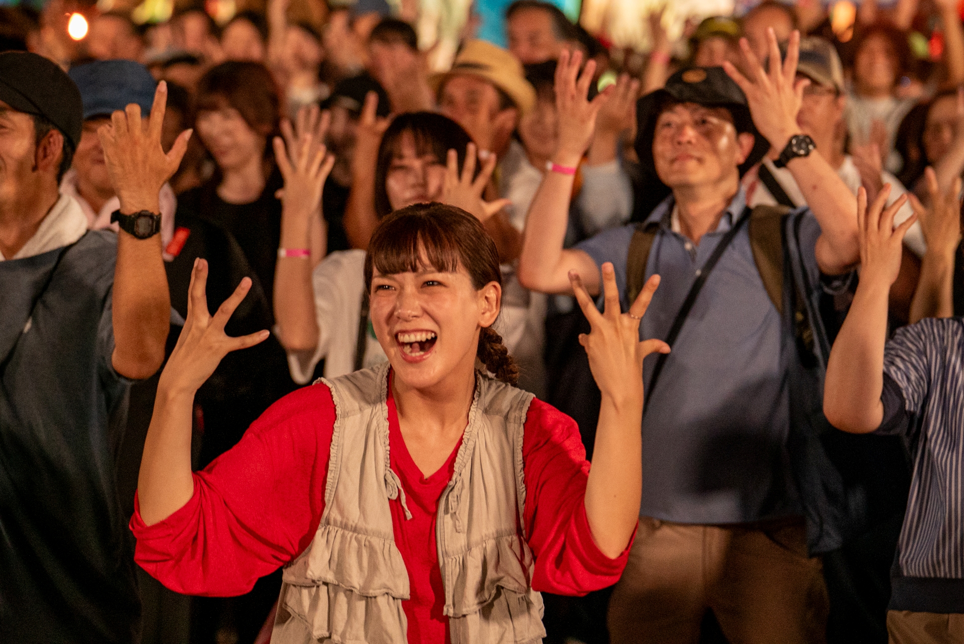 「ゾンビ・デ・ダンス」で盛り上がる観客たち