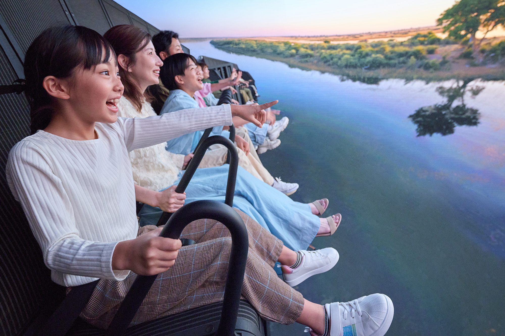 高低差のあるジャングルの旅は迫力満点