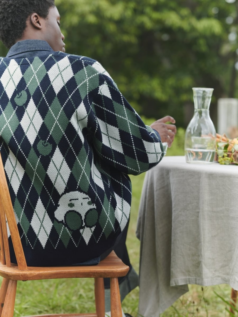 Vネックカーディガン Kirby（カラー: 30 NATURAL）3,990円