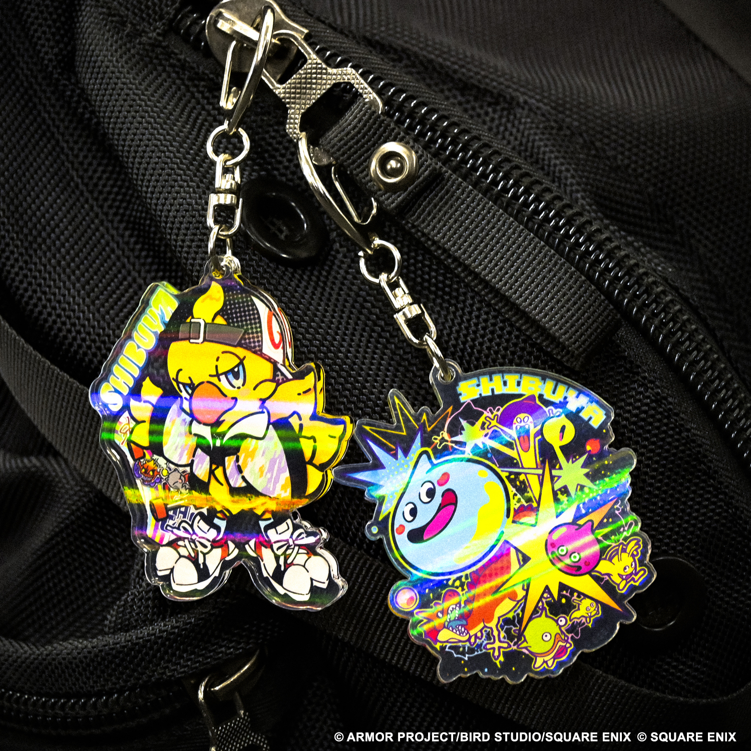 左：ファイナルファンタジー 右：ドラゴンクエスト サイズ：約53×64mm（金具除く） 各1,320円