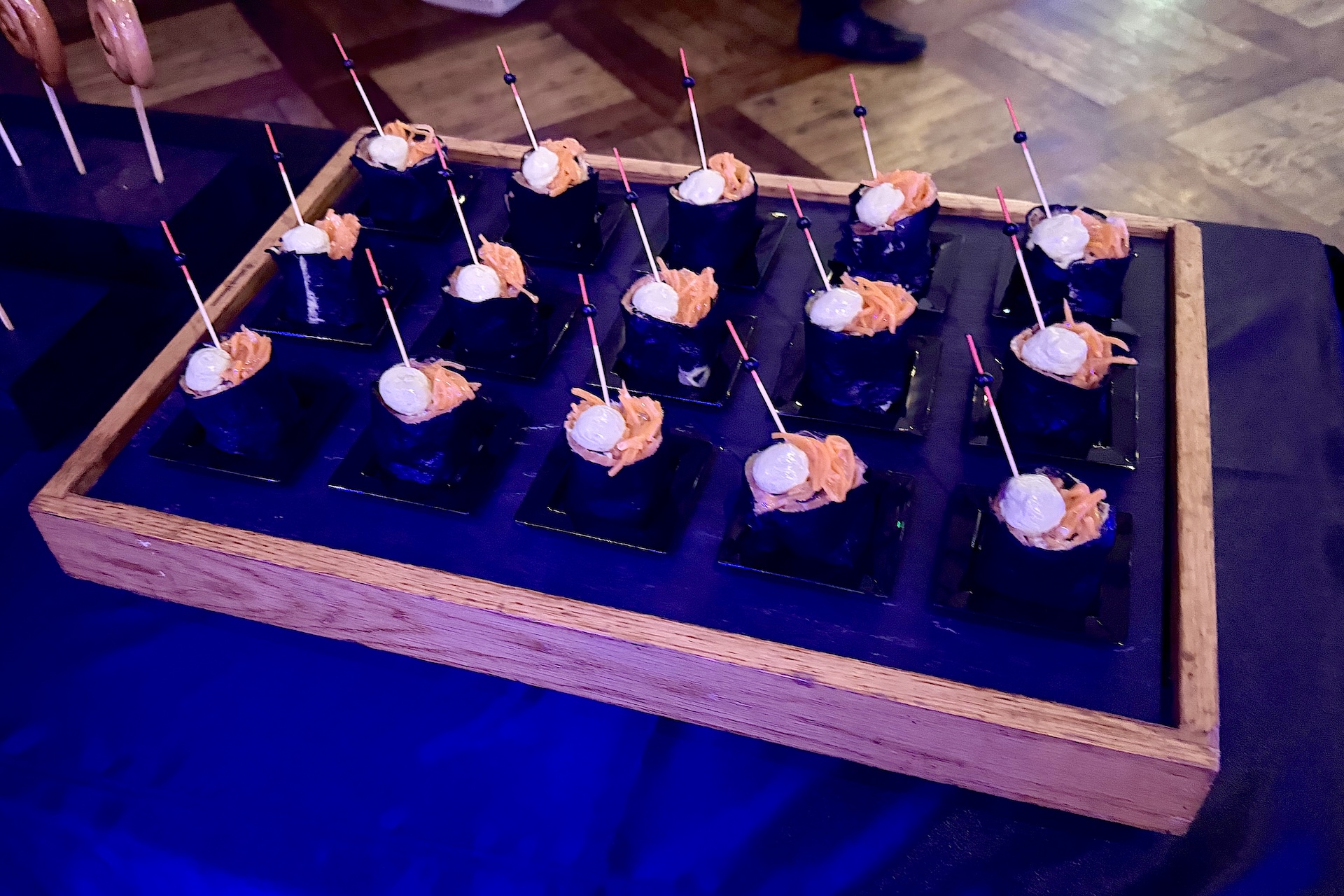 体験会場では、「リトルナイトメア3」の世界観をモチーフにした飲食類が用意された。どれも大変おいしゅうございました！