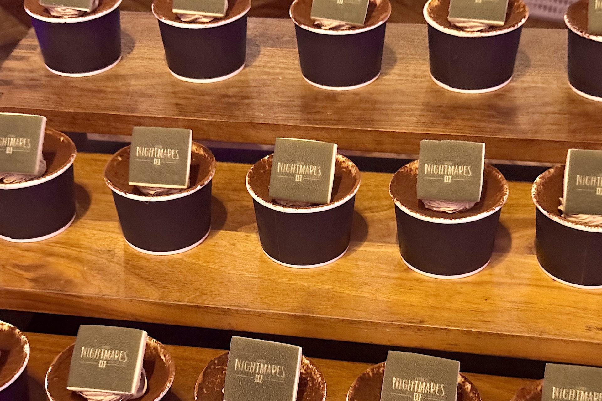 体験会場では、「リトルナイトメア3」の世界観をモチーフにした飲食類が用意された。どれも大変おいしゅうございました！