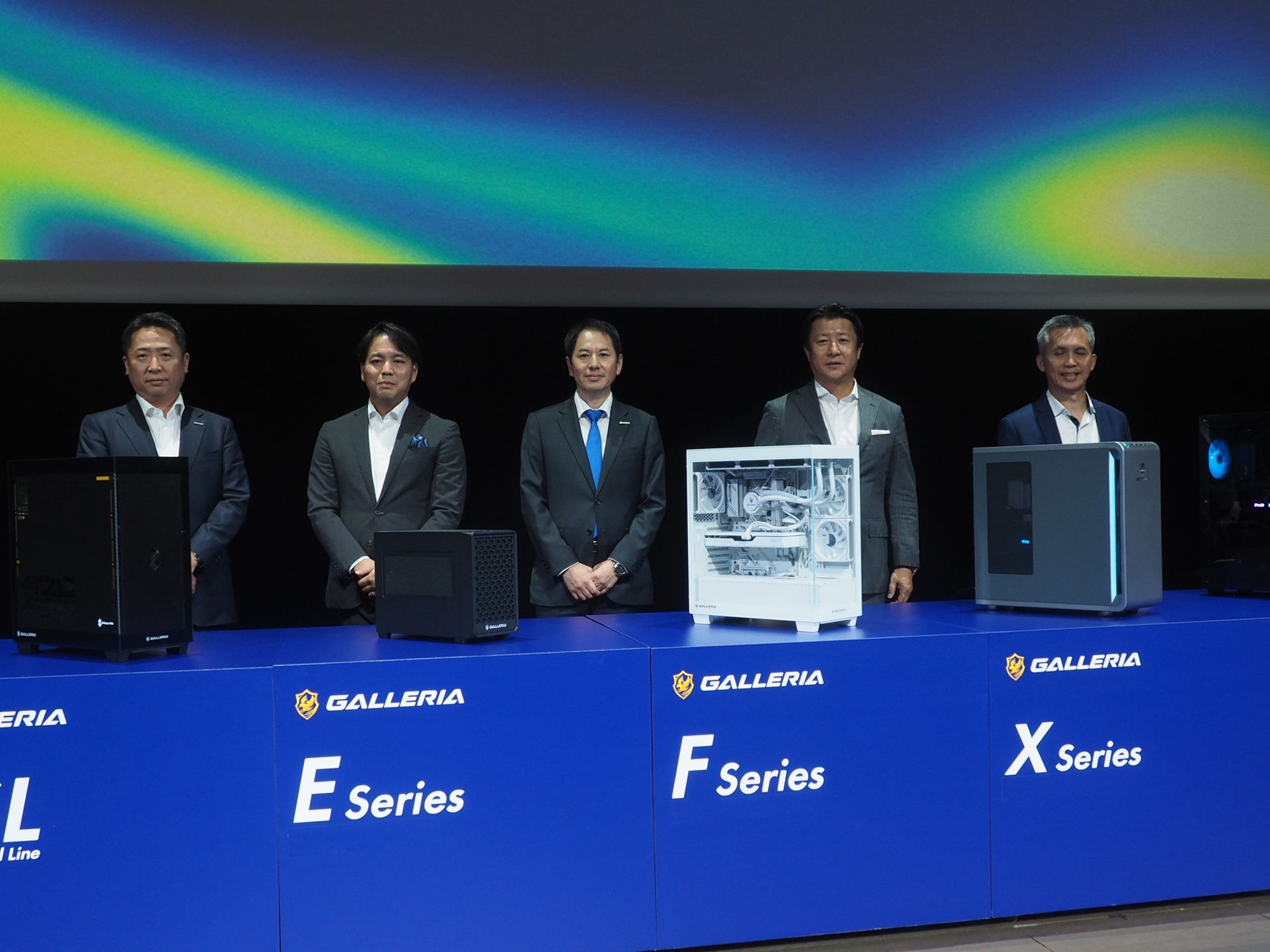 インテルやAMD、NVIDIA、日本マイクロソフトの代表とのフォトセッション