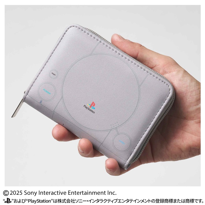 初代「PlayStation」がモチーフのじゃばら式財布