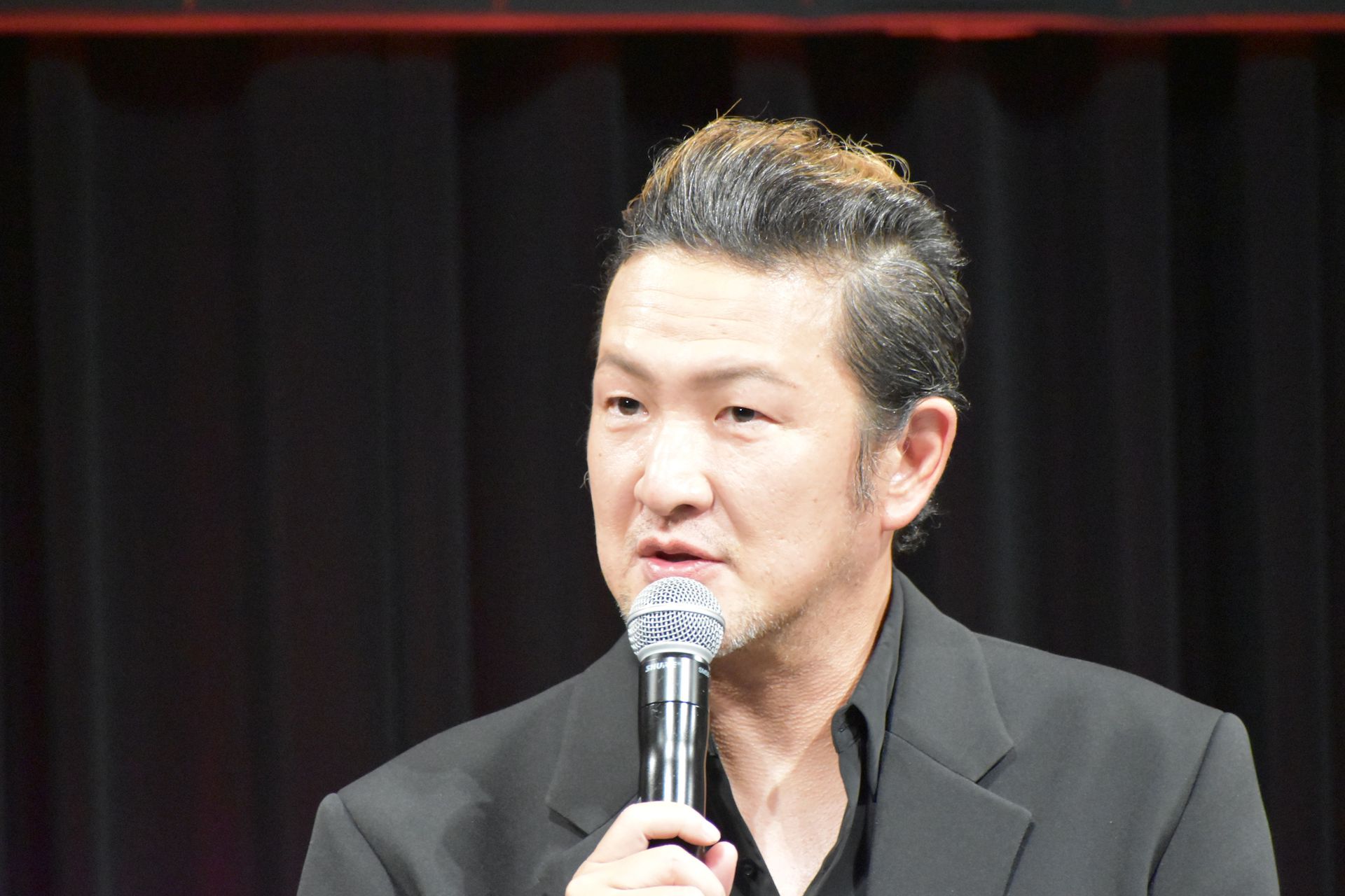峯義孝を演じる中村獅童さん