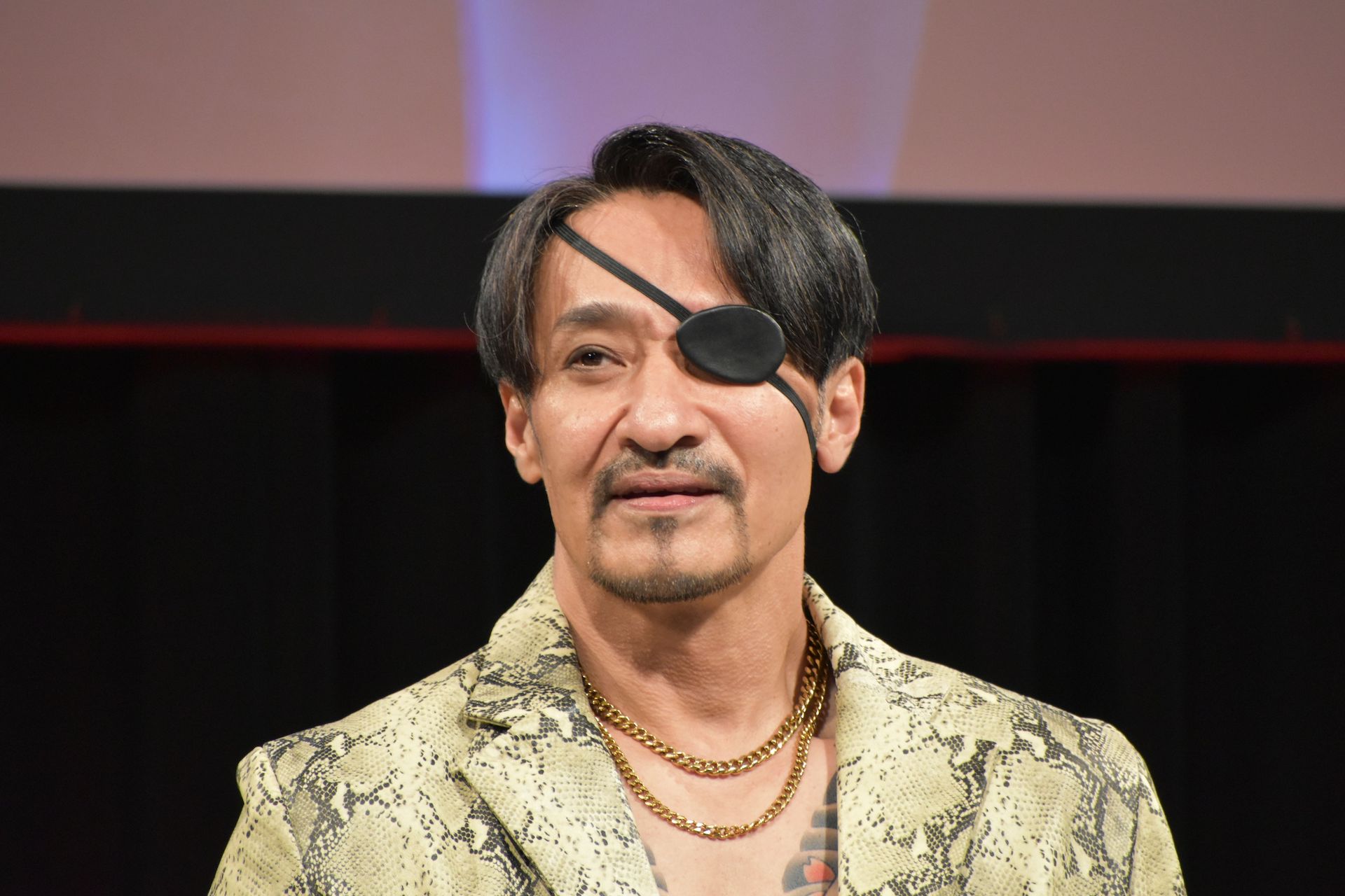 真島吾朗を演じる山口祥行さん