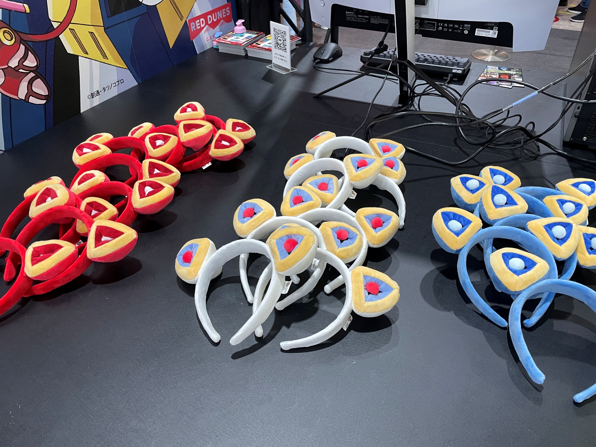 ステッカーとカチューシャをもらえる