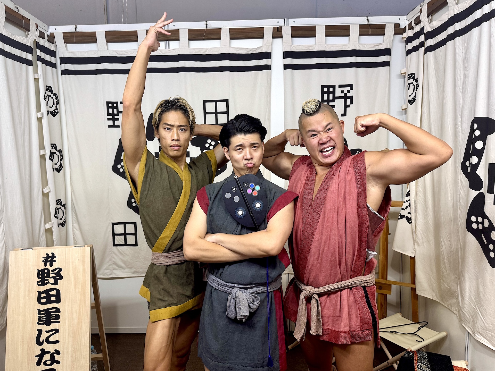 この日ブースにいたのはこの御三方。左から大石ライアン大祐さん、ブラゴーリ大ちゃんさん、しんやさん