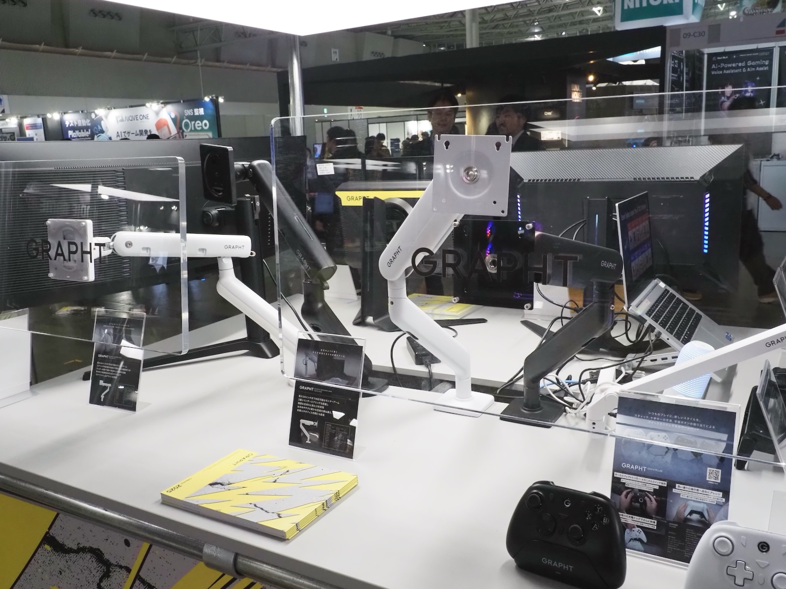 ゲーミングモニターのスタンドレスモデルと同時に、モニターアーム「Aero M9」シリーズも用意する