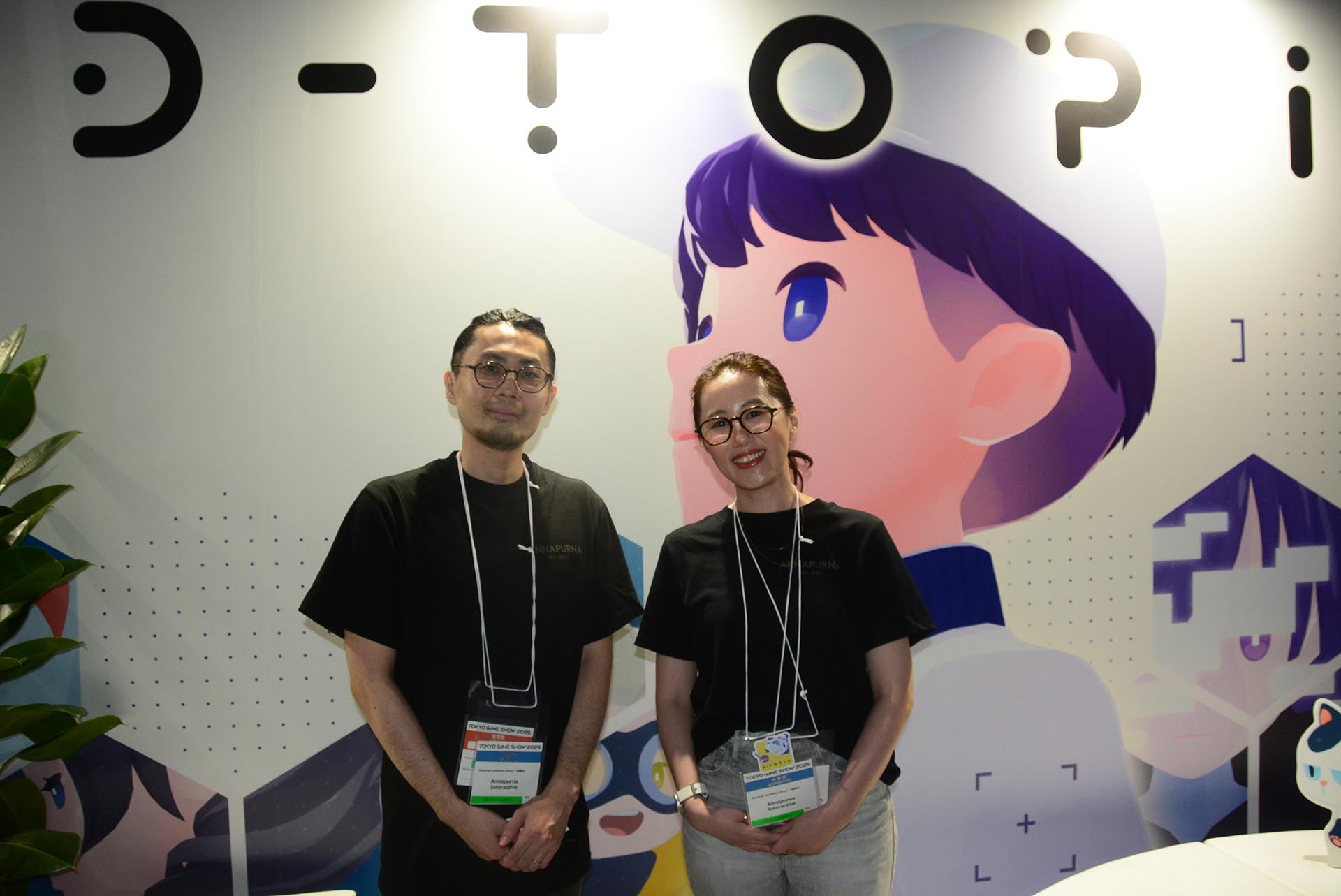 今回ゲームを解説してもらったMarumittu Gamesで本作のプログラムを担当する三橋彰氏(左)と、本作のアートを担当する椎野央子氏