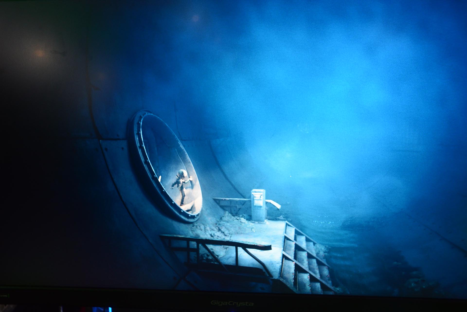 光と闇、カメラのズームとパンの演出が非常に見事だ