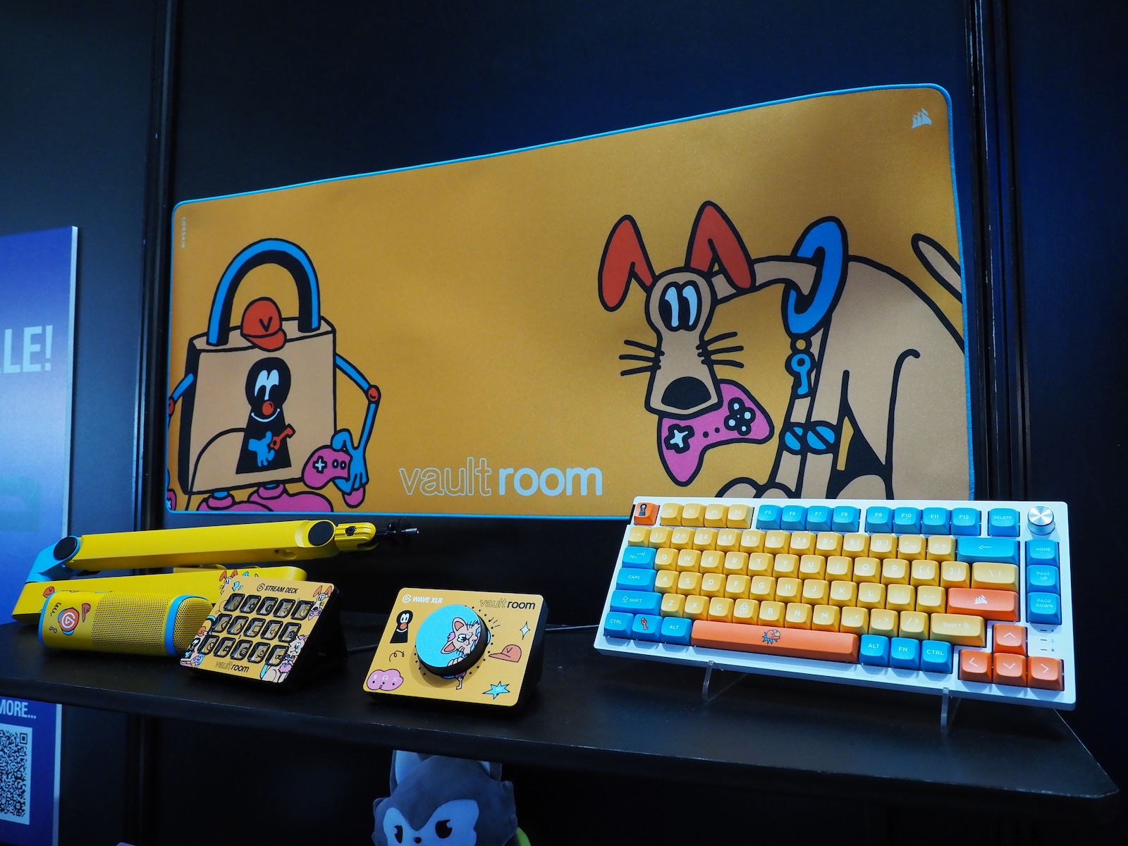 予約開始後、即完売となった「Vaultroom」とのコラボモデル