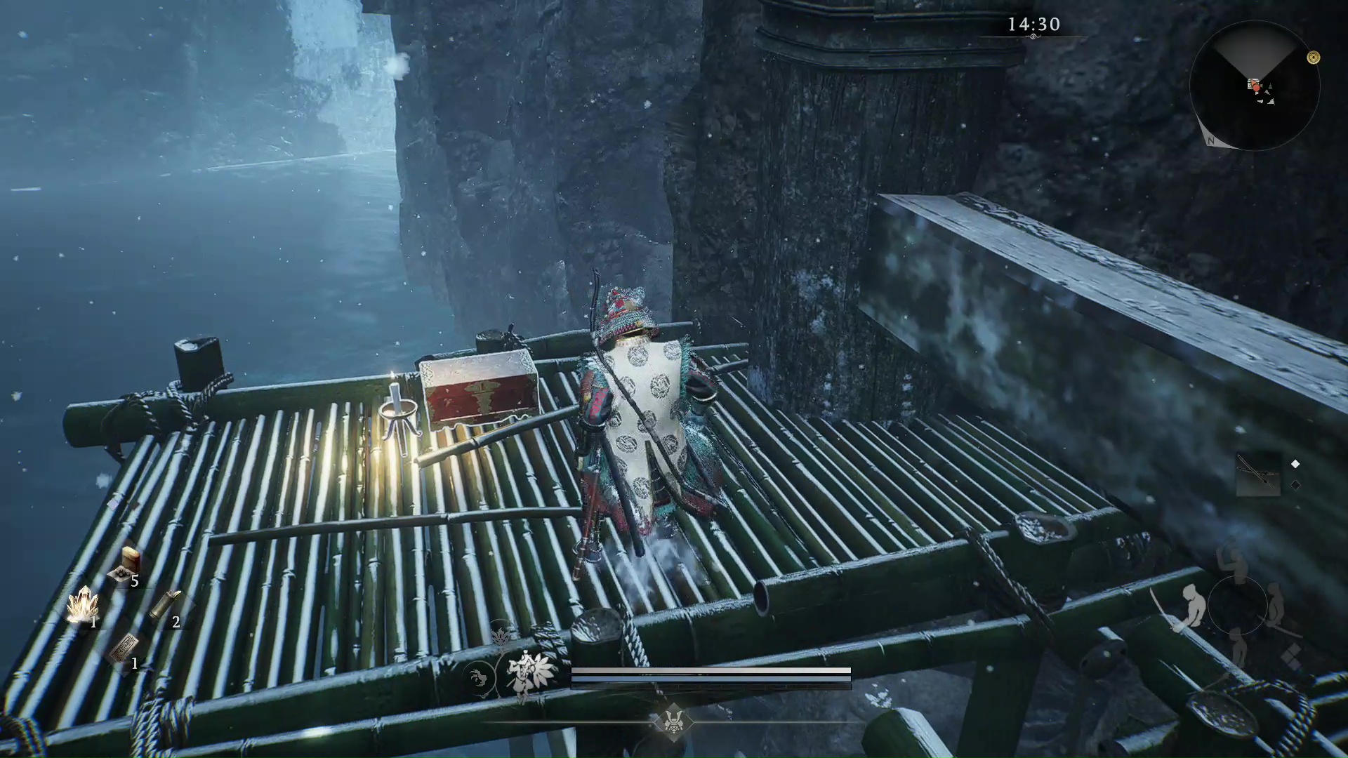 フィールドのいたるところに宝箱などが隠されている