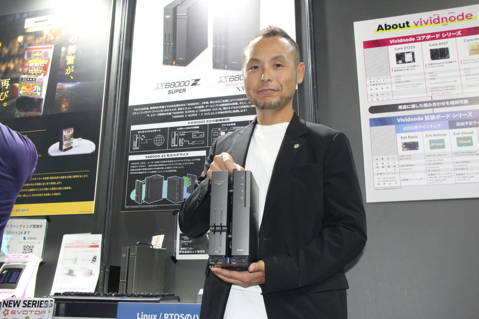 他のお客さんの対応にあたるなどの忙しい中、短時間ではあるがインタビューに快く応じてくれた米内氏