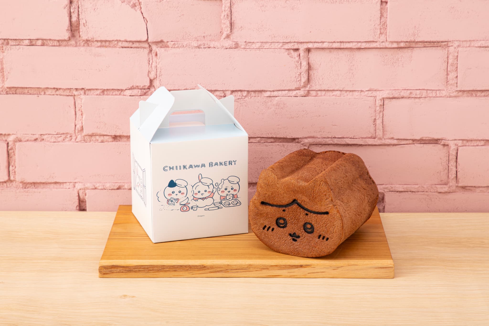 チョコが練りこまれた、ほんのり甘いハチワレ食パン