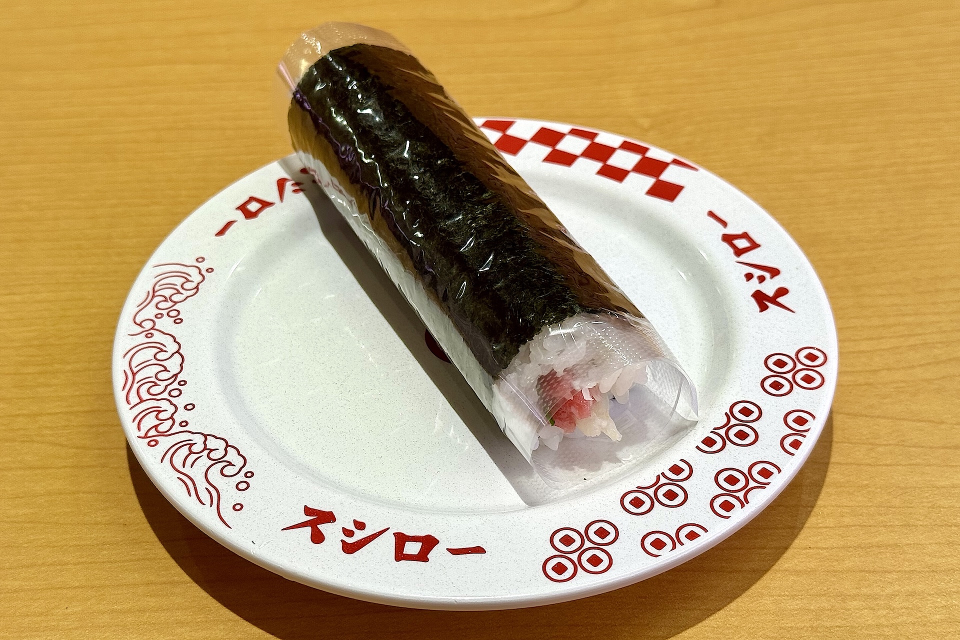 「本ずわい蟹と天然鮪ねぎとろ手巻き」360円〜 販売期間：10月1日〜