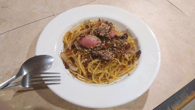 とにかくメニューが豊富。対戦会でしっかり食事ができるというのは他の会場にはない魅力だ。