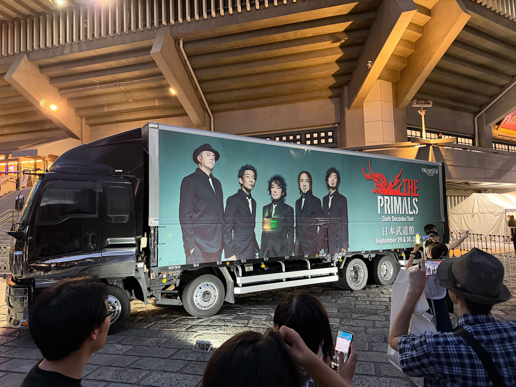 アドトラックも登場