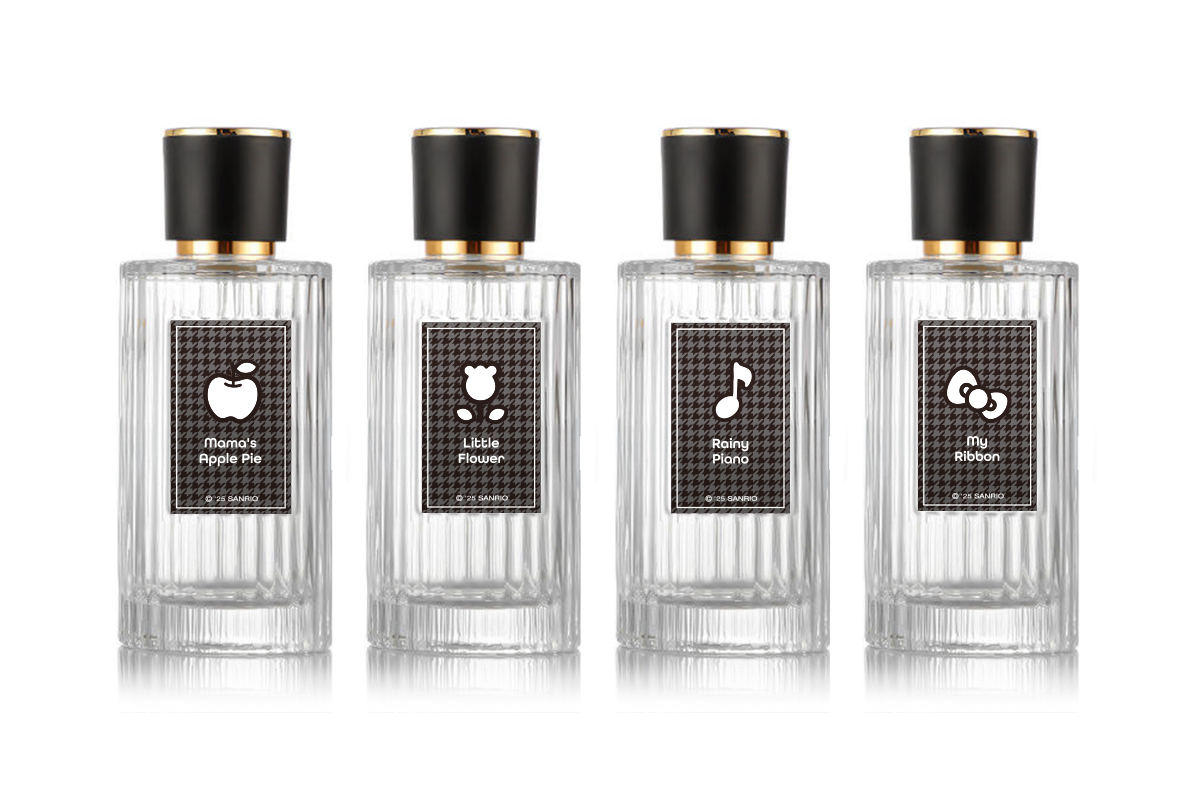 会場に展示する4種のフレグランスボトル