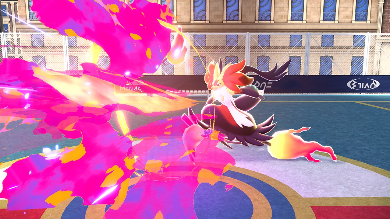 発火しながら浮遊する2本の木の枝と巧みに連携して、攻撃を仕掛ける