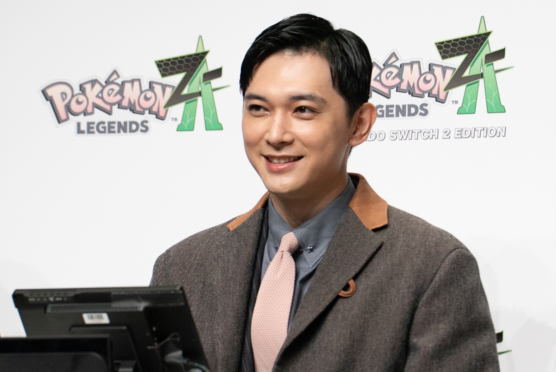 勝負にかける真剣なまなざし