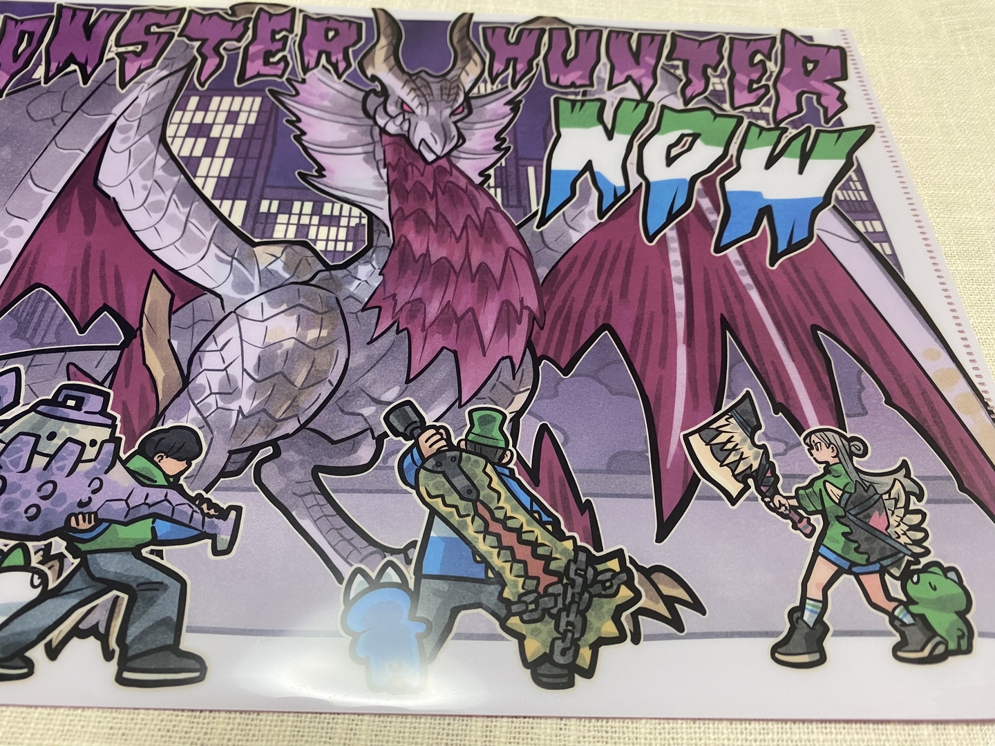 アイルーたちはハンターの影に隠れて怯えている様子。かわいらしい演出だと思う