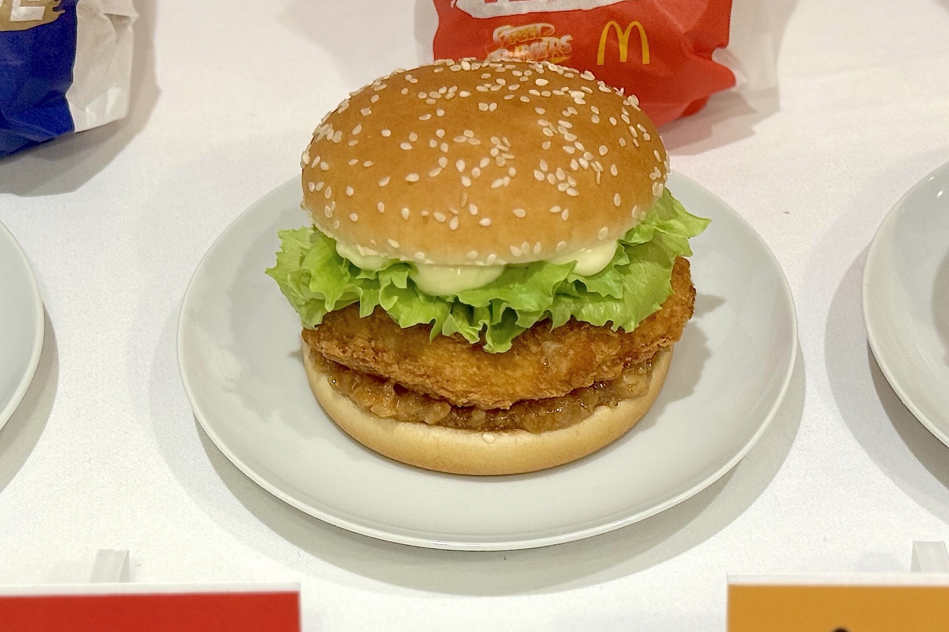 食べてみると酸味などもしっかりあり、想像以上に油淋鶏感が出ていた