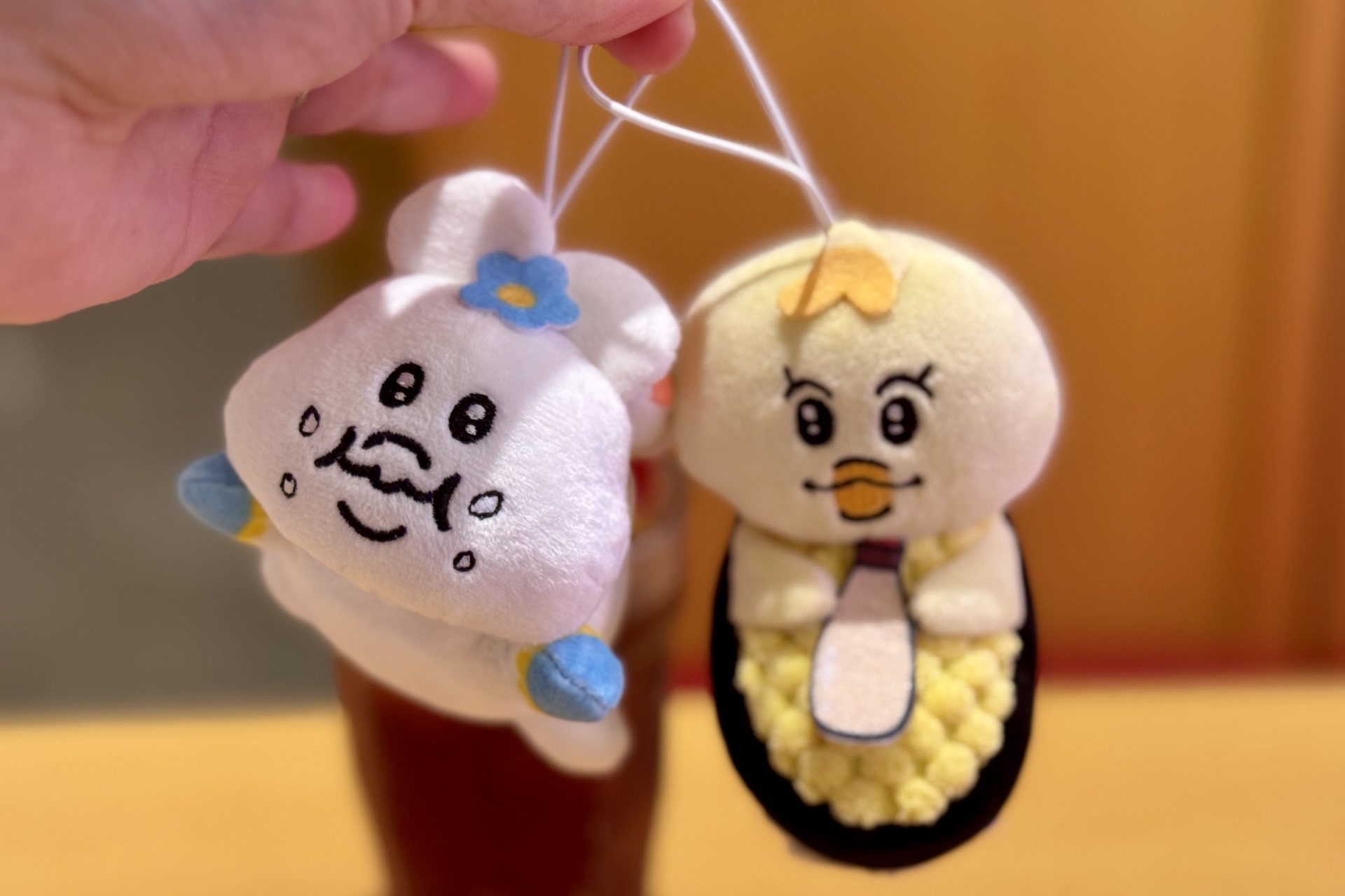 そのまま飾っておくのもいいが、カバンなどに付けるなどして楽しむのも良さそう