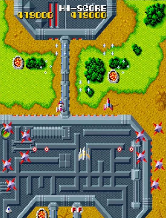 左右広角にショットを放つ、3機合体時の「エクステンドフォーメーション」