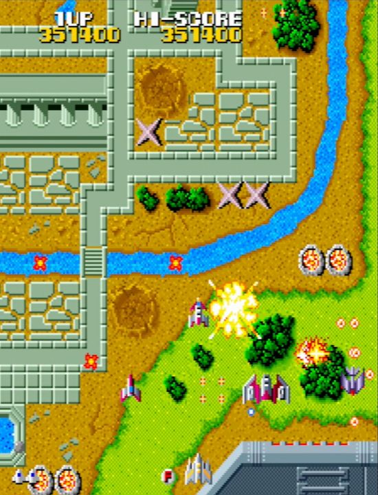 4機のときは、高速で回転する弾丸が飛び交う「サイクロンフォーメーション」が繰り出せる