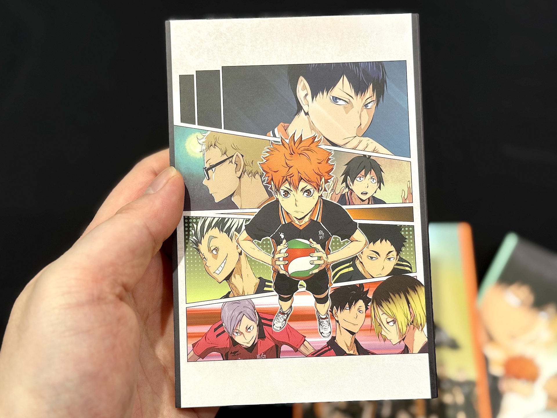 表紙にはこれまでの作品ビジュアルを使用