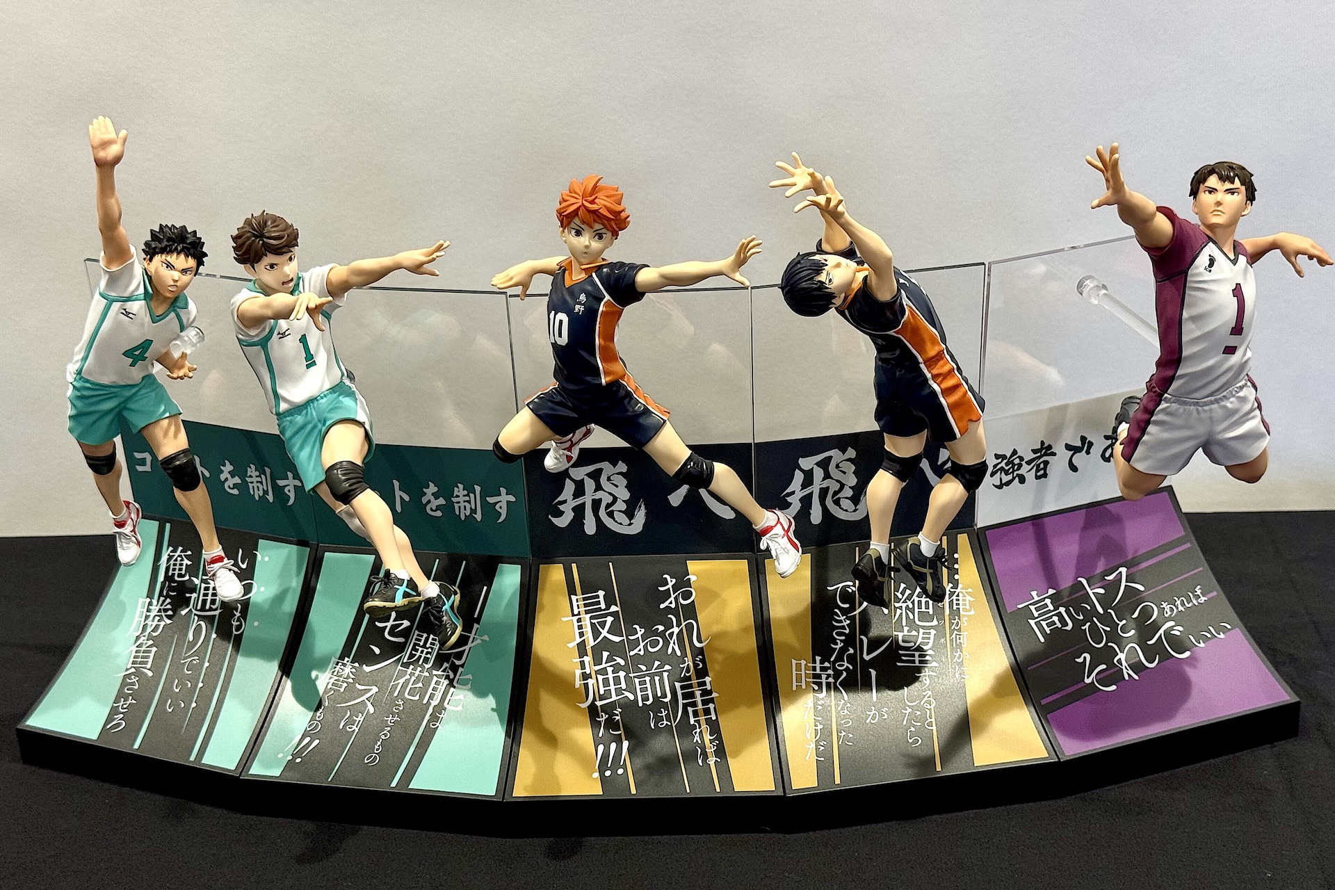 フィギュアは全5種ジャストフィットで並べられる仕様になっている。これはぜひコンプリートを目指したい……！