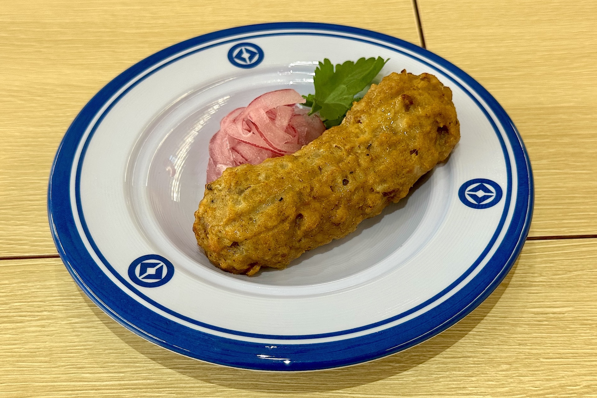 ケバブ 価格：240円 販売期間：10月31日〜11月27日