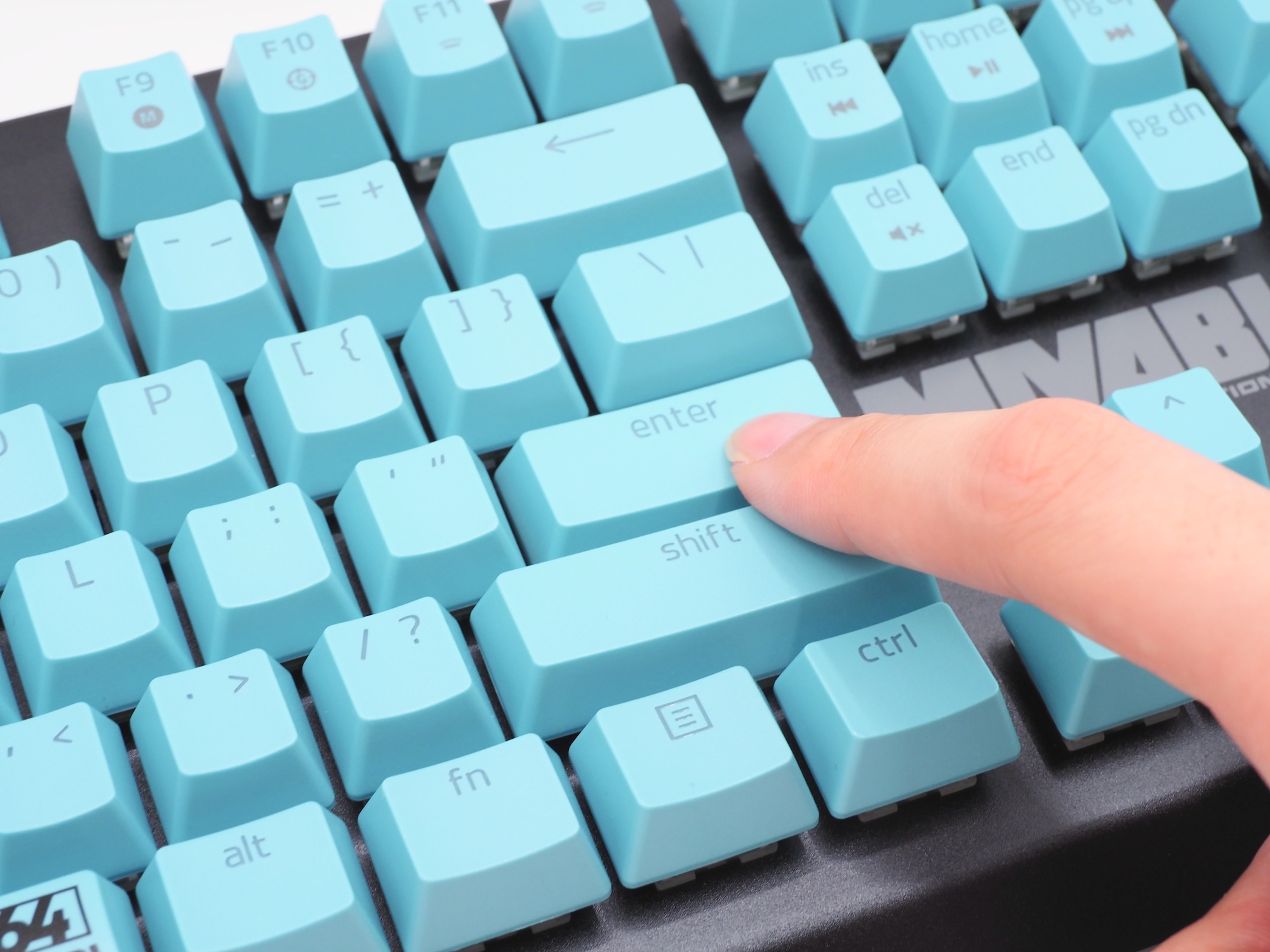 カチャカチャとした緑軸らしい打鍵音を楽しめる