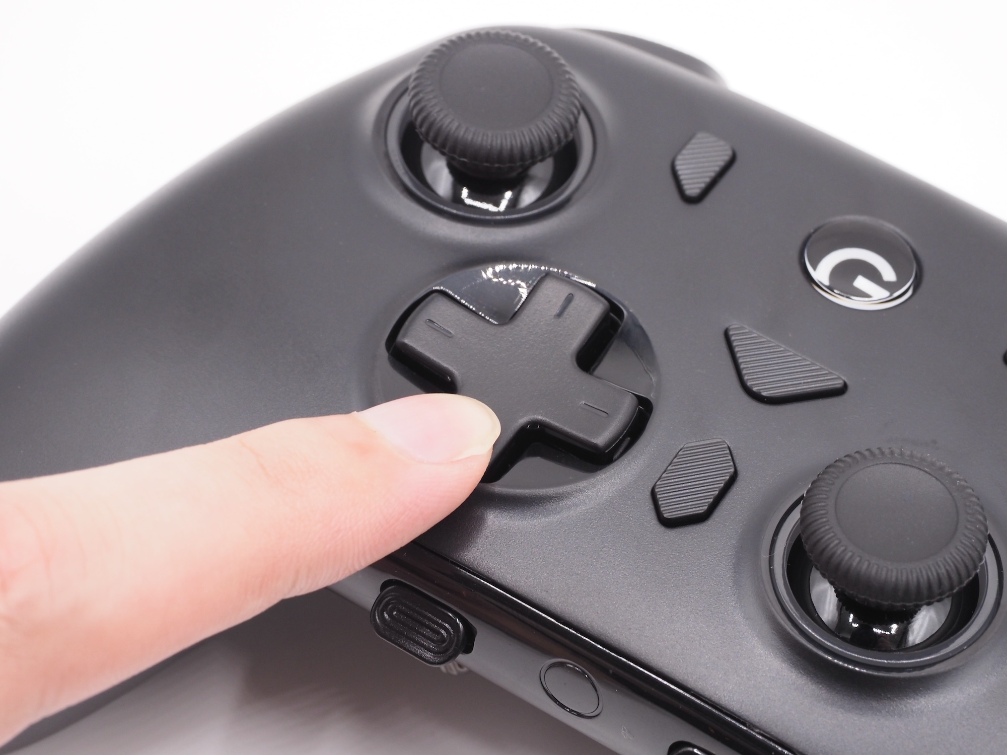 クロスは4方向入力に特化