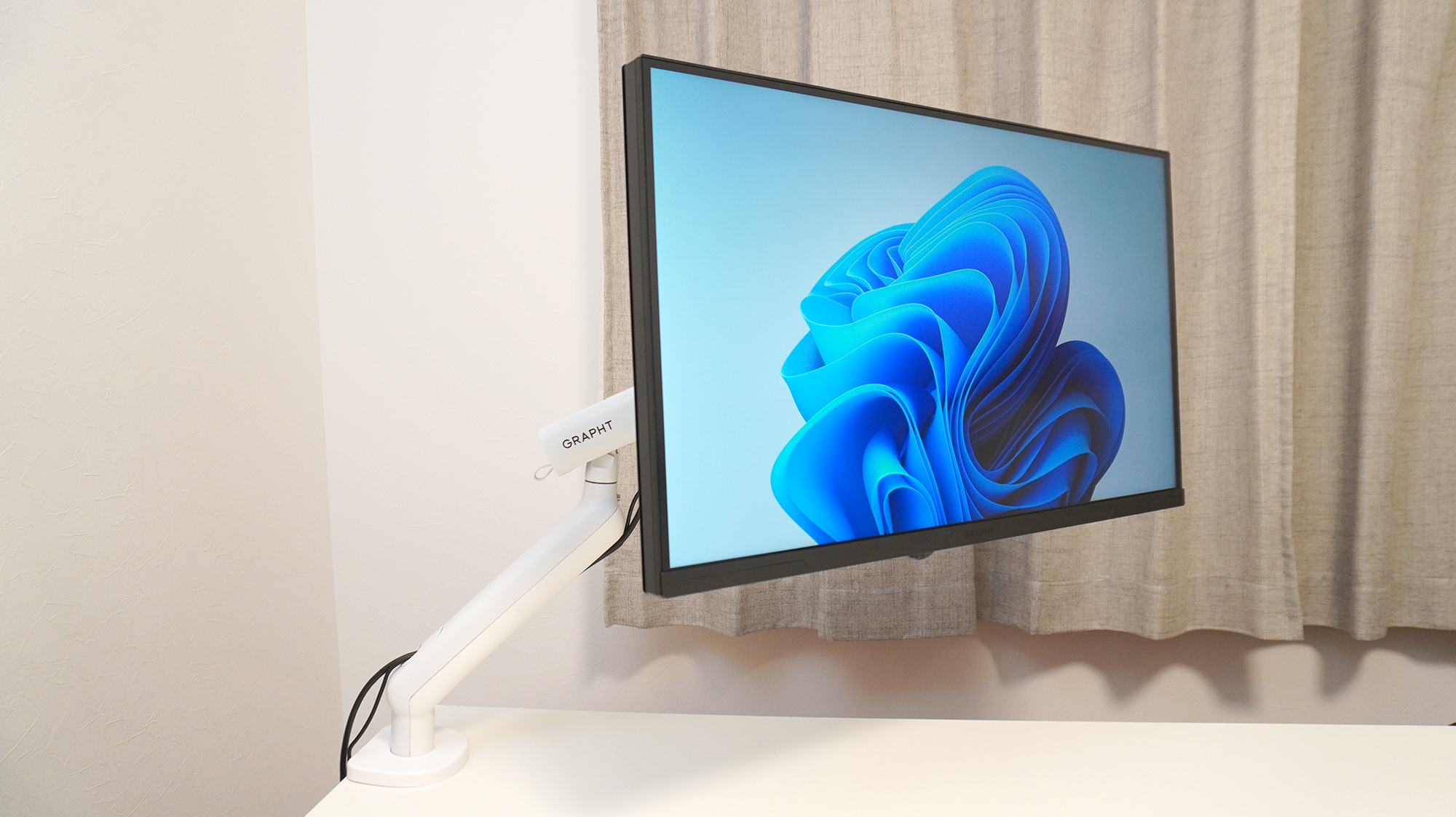 ホワイトモデル