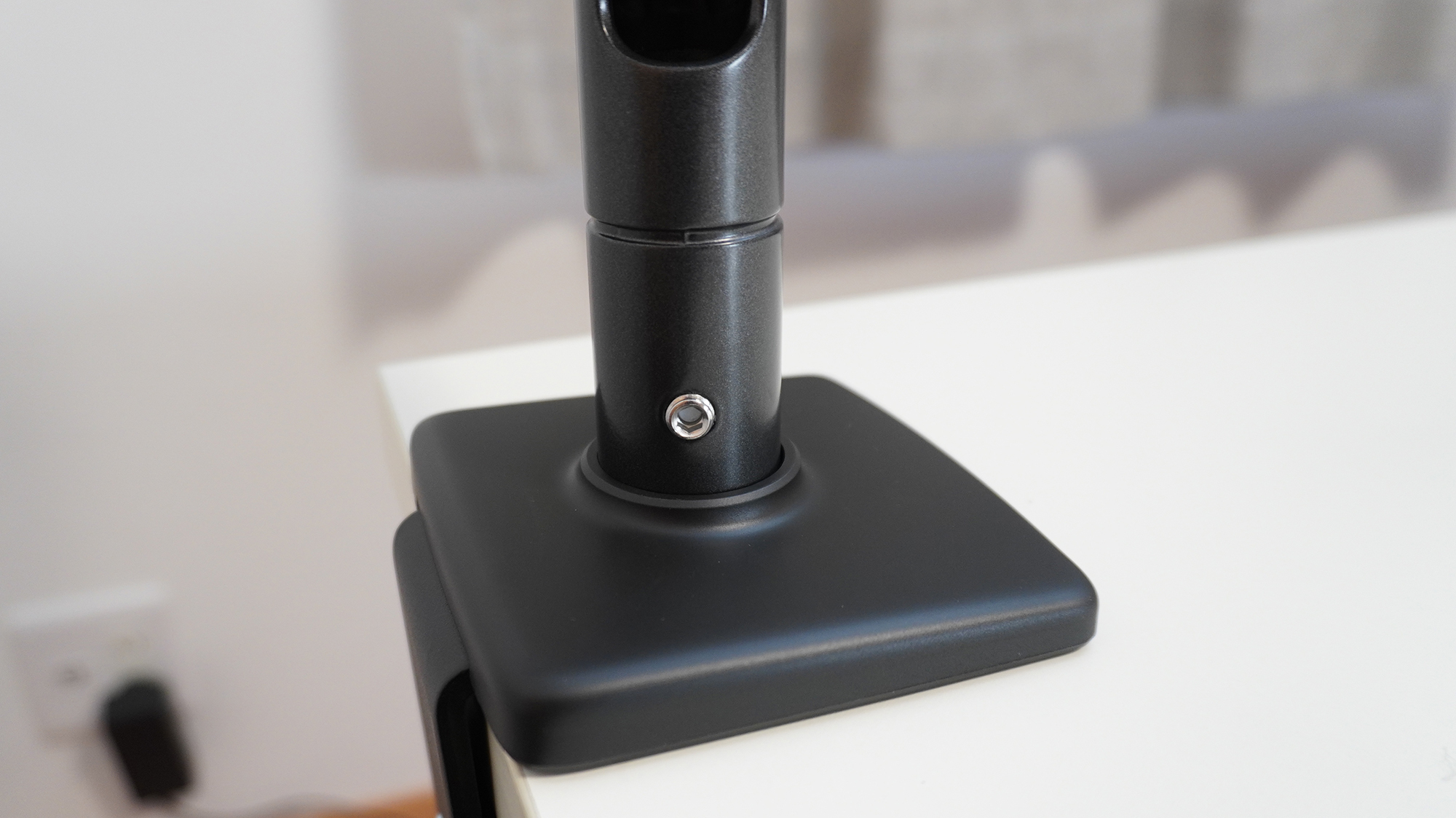 上にプラスチックのカバーをかぶせて使用する