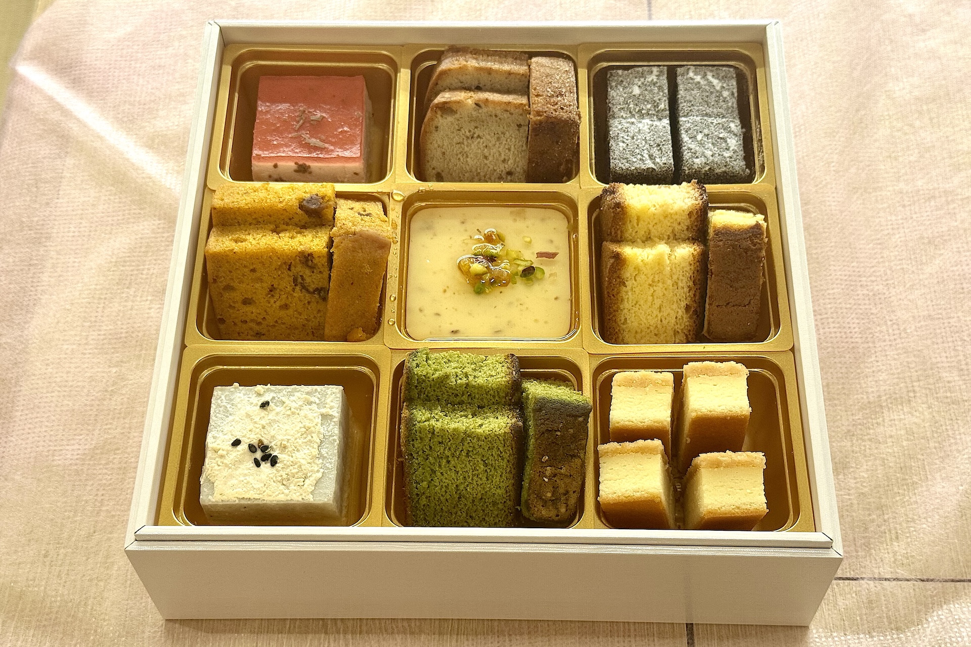 「スイーツおせち」価格：3,980円