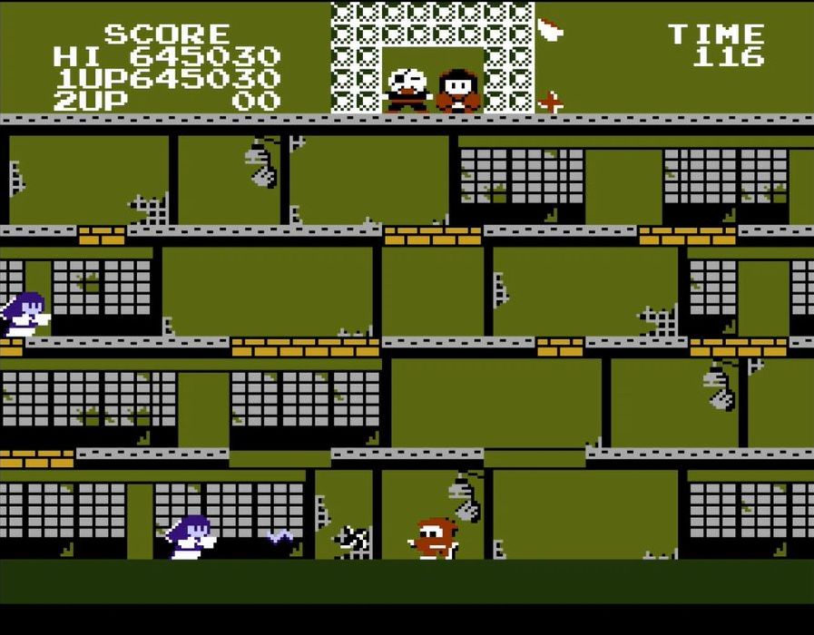 手裏剣を投げて敵を倒し、体当たりした敵が気絶する面白さは、元祖「忍者くん」とまったく同じだ