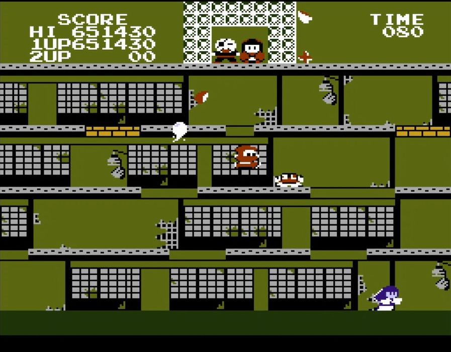 手裏剣を投げて敵を倒し、体当たりした敵が気絶する面白さは、元祖「忍者くん」とまったく同じだ